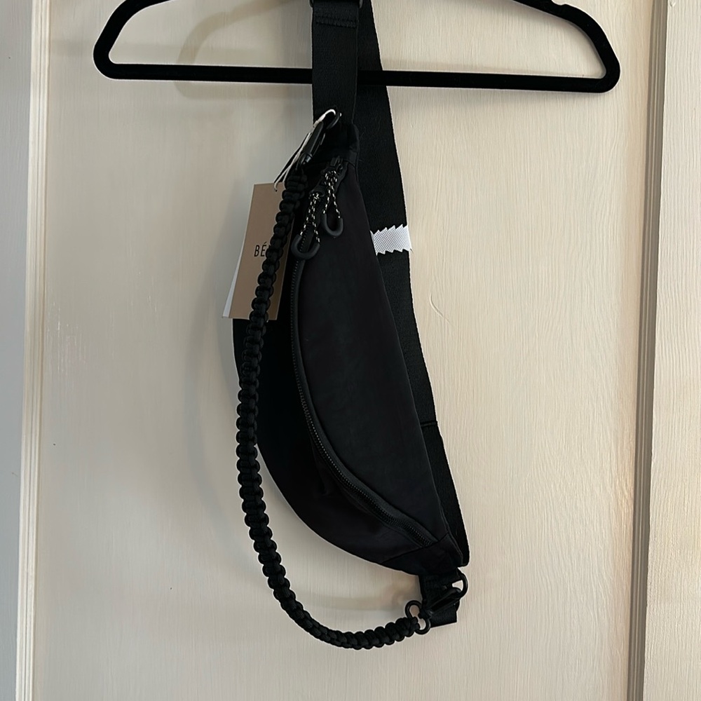Beis Sport Bag